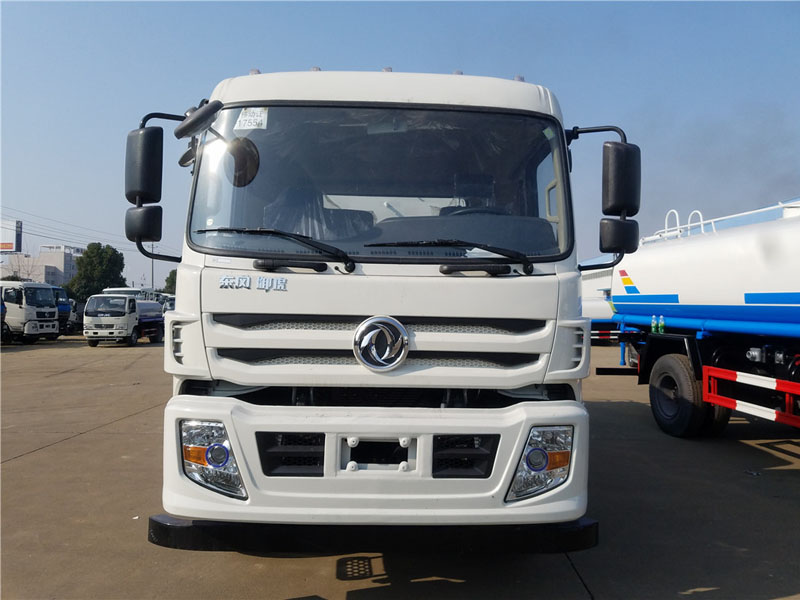 東風御虎（12方）綠化噴灑車