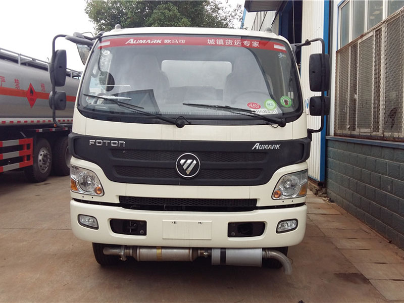 福田歐馬可（6方）加油車