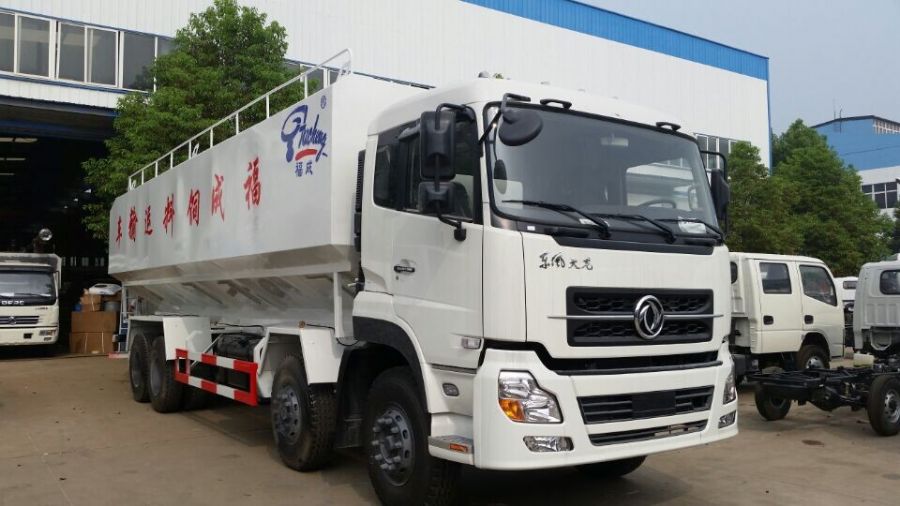 天錦三軸30立方散裝飼料運(yùn)輸車