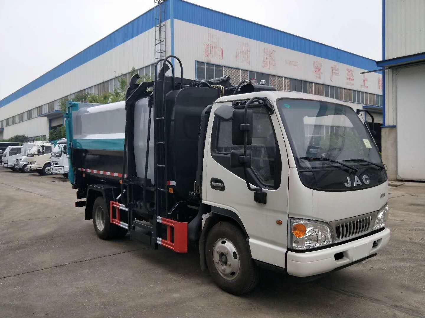 江淮康玲（7.5立方）側(cè)裝壓縮垃圾車