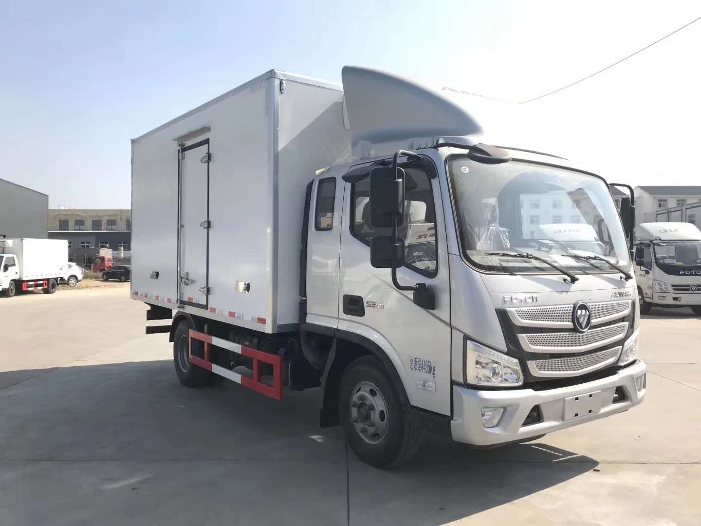 歐馬可S3排半冷藏車