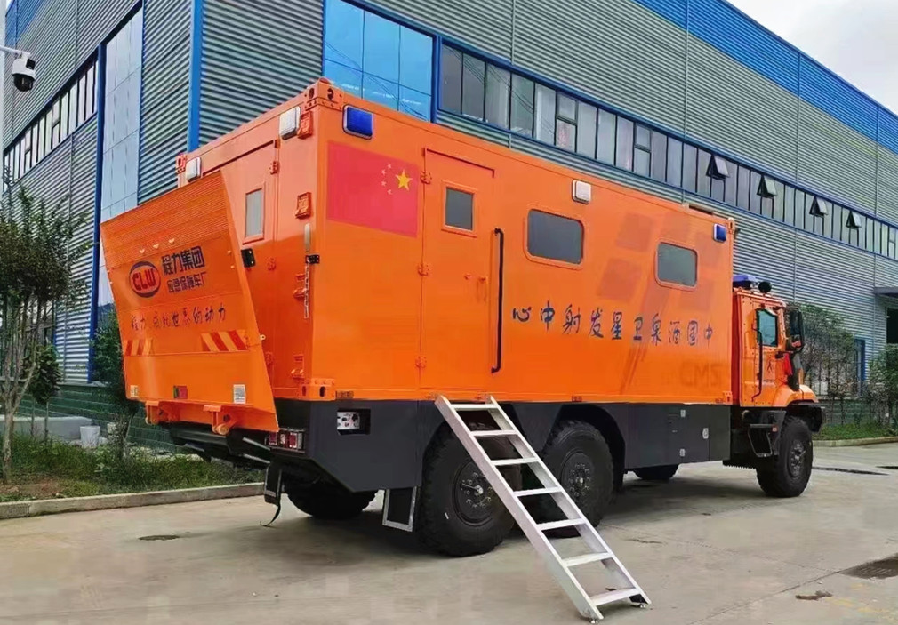 六驅沙漠越野醫監醫保車