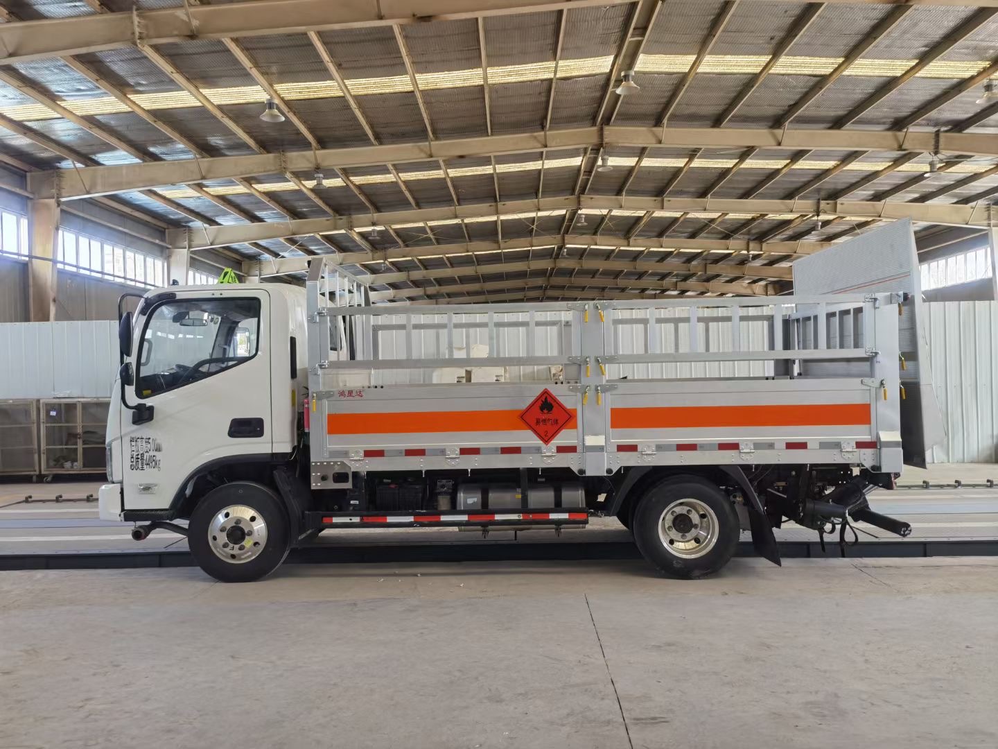 歐馬可康機藍牌氣瓶運輸車