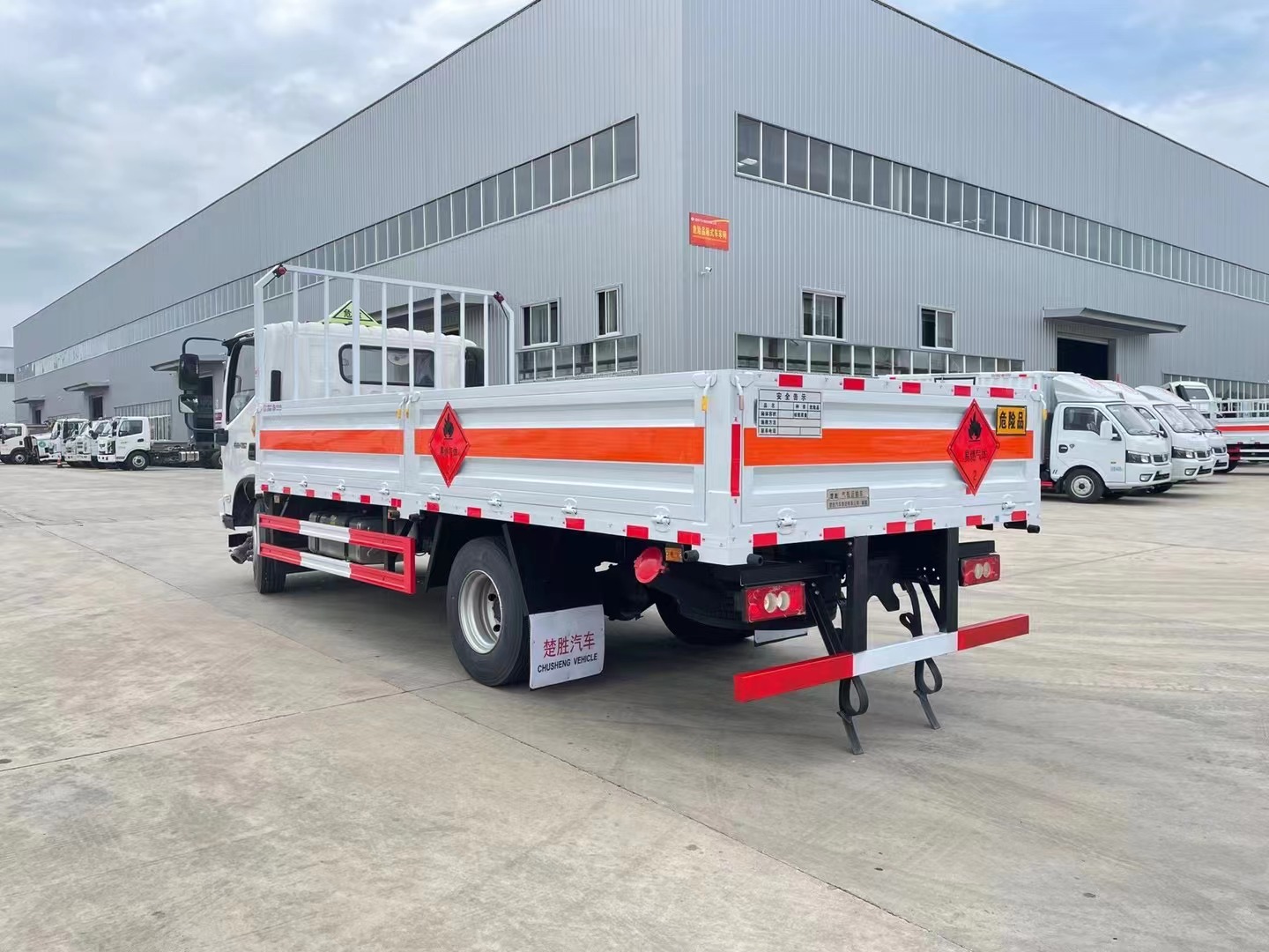 福田奧鈴4.8米氣瓶運輸車/黃牌5噸