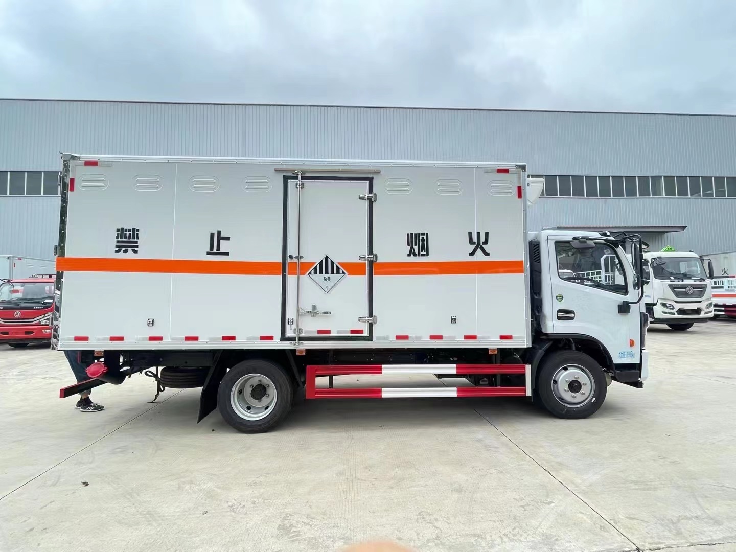 危險廢物運輸車/雜項危險廢物運輸車