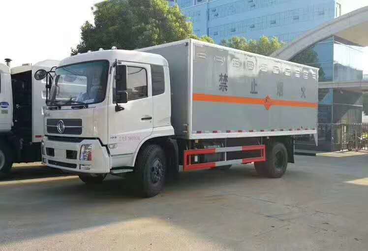 好車(chē)精選——東風(fēng)天錦廂式運(yùn)輸車(chē)