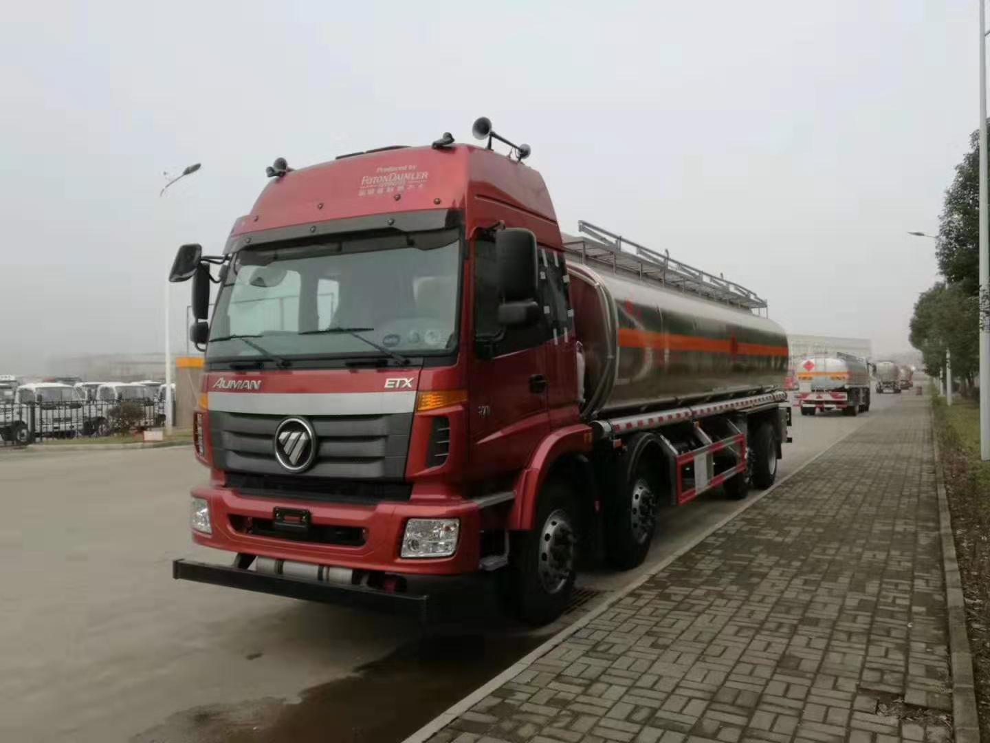 危險品罐式車推薦——歐曼前四后六鋁合金油車