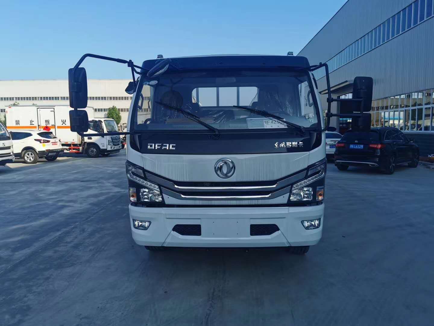 東風(fēng)多利卡D7國(guó)六氣瓶運(yùn)輸車詳細(xì)配置介紹