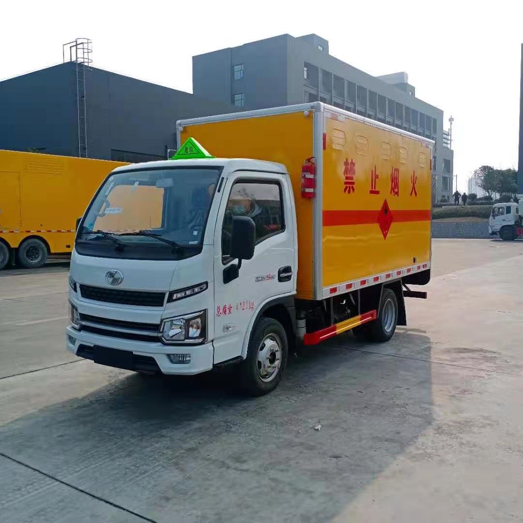 國六躍進(jìn)柴油版易燃?xì)怏w廂式運(yùn)輸車