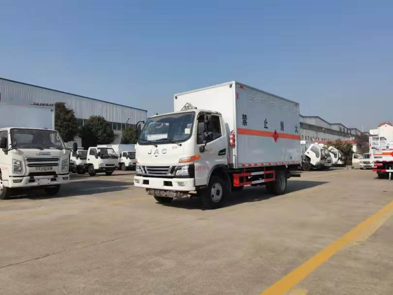 江淮駿鈴V5藍牌新規危險品車