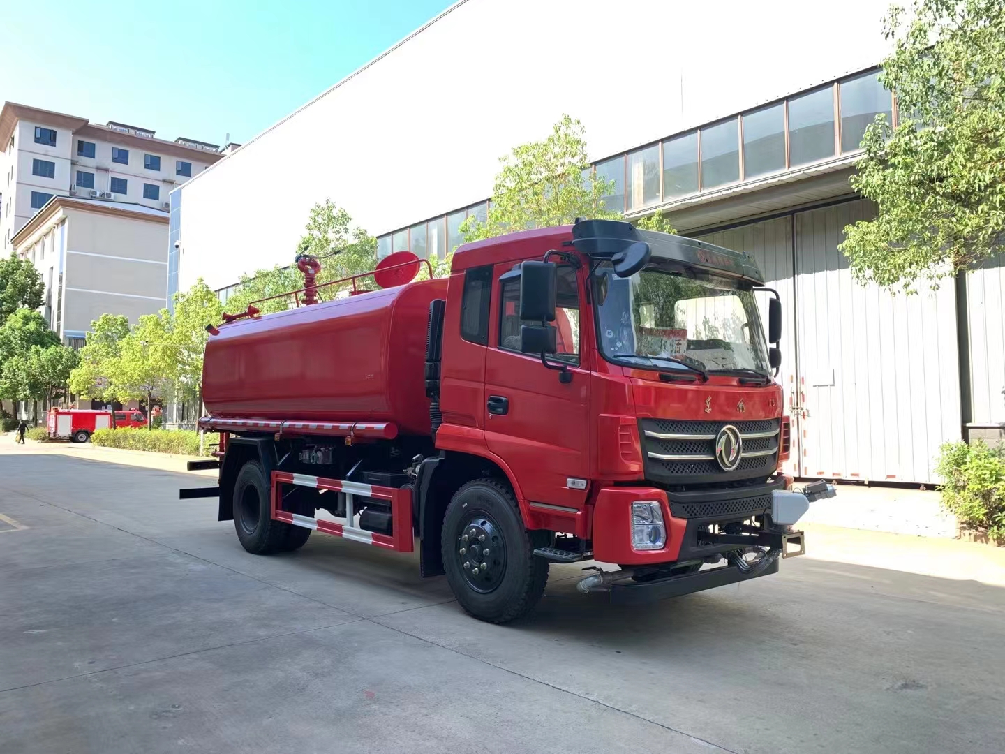 東風(fēng)K6玉柴200馬力國(guó)六消防灑水車