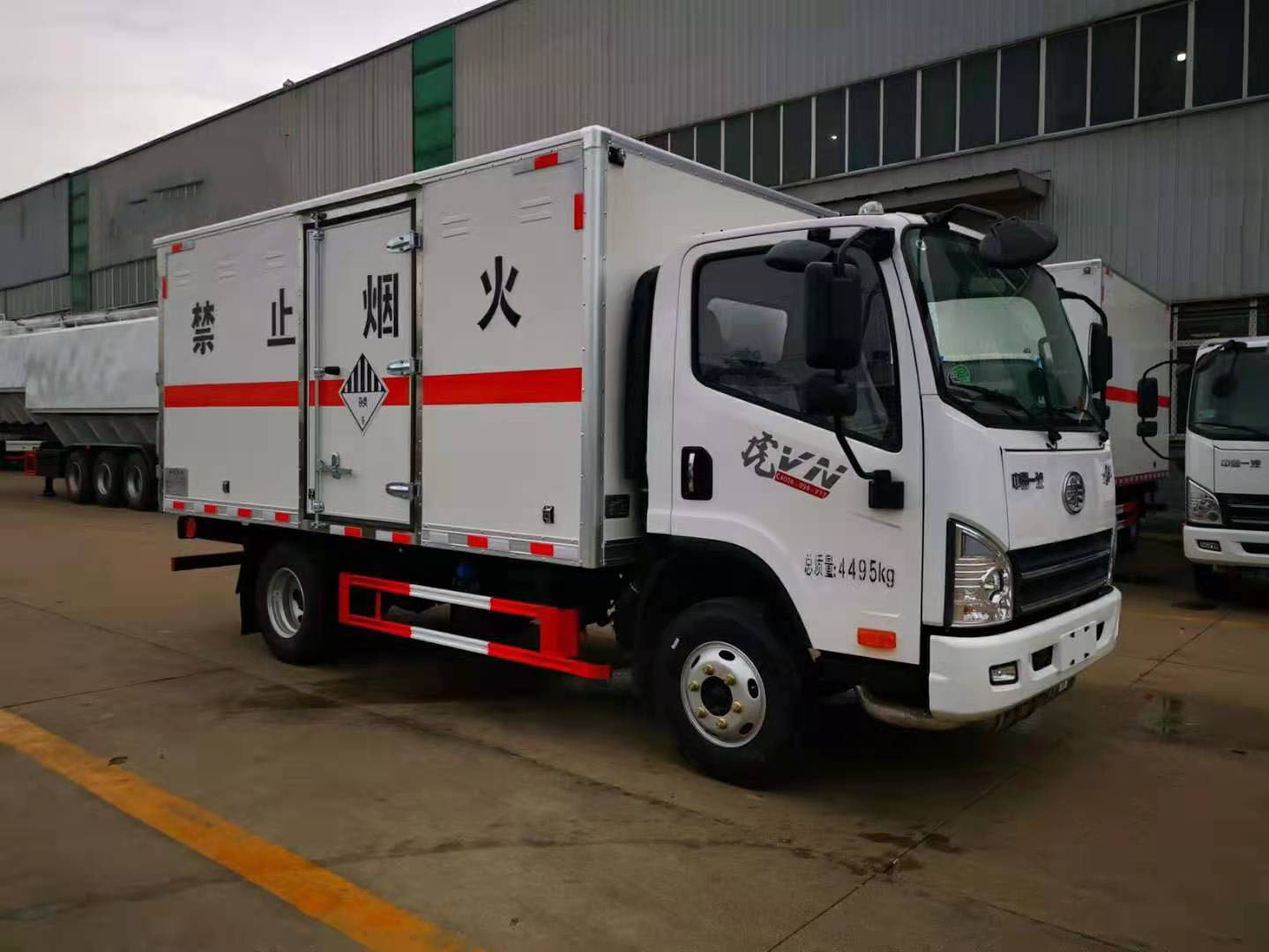 新款車型推薦——解放國六雜項廂式運輸車