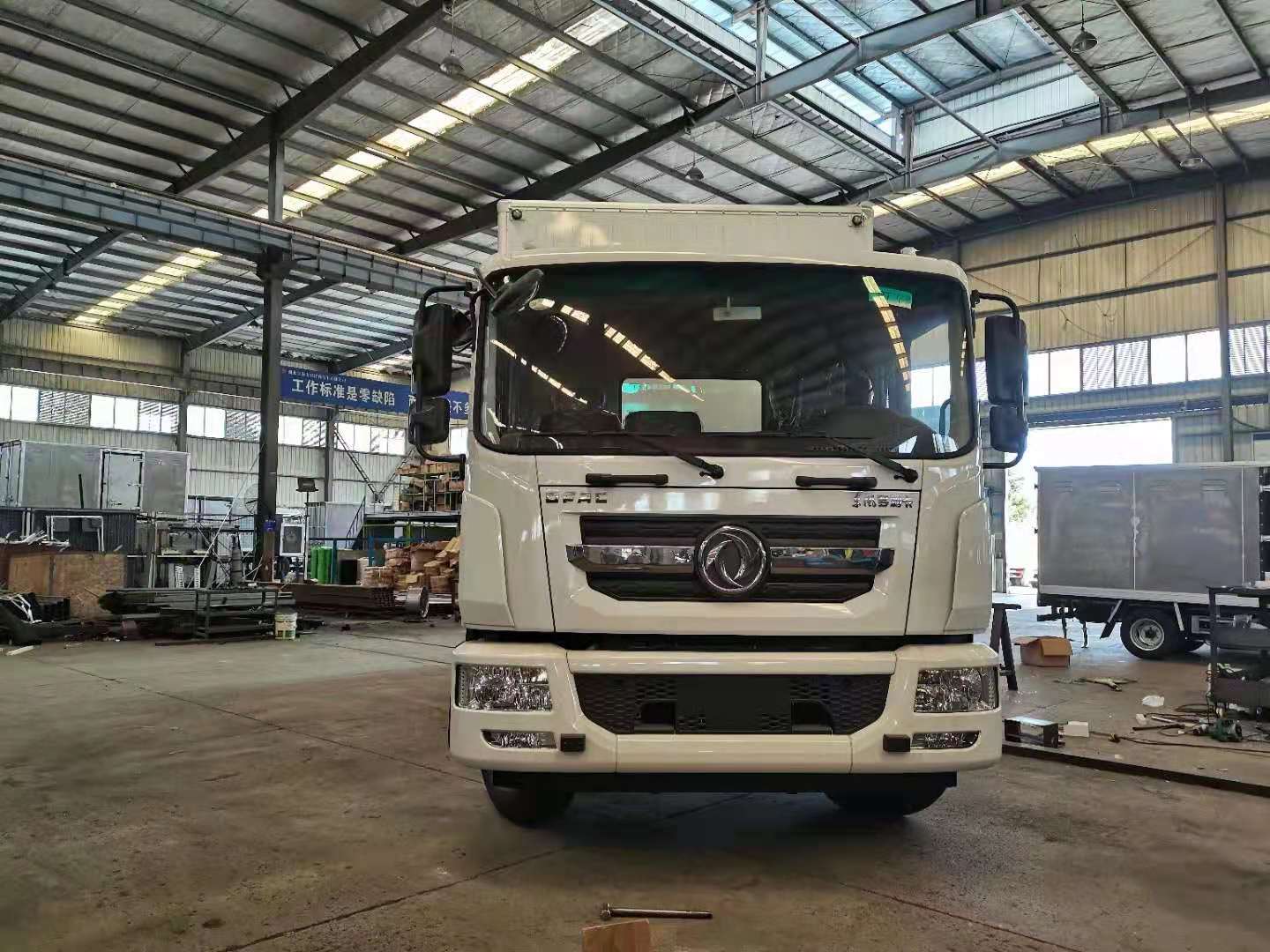 東風D9國六民爆車廠家