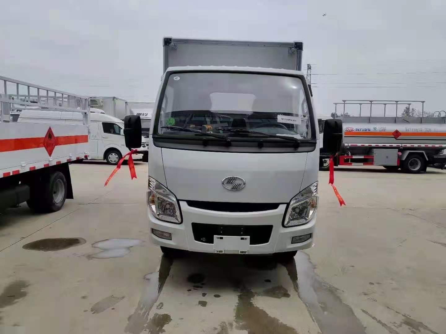 躍進S70國六汽油危險品車