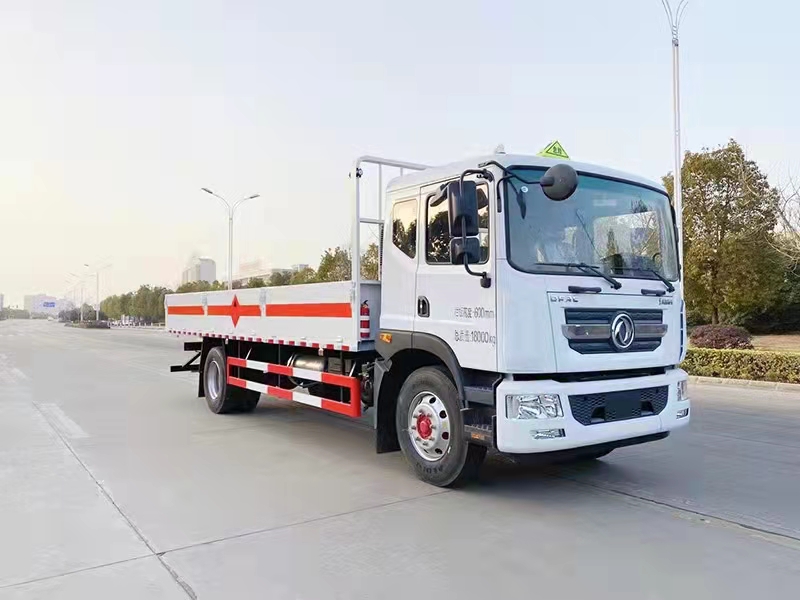 東風D9國六低欄板氣瓶車（額載9.995噸）