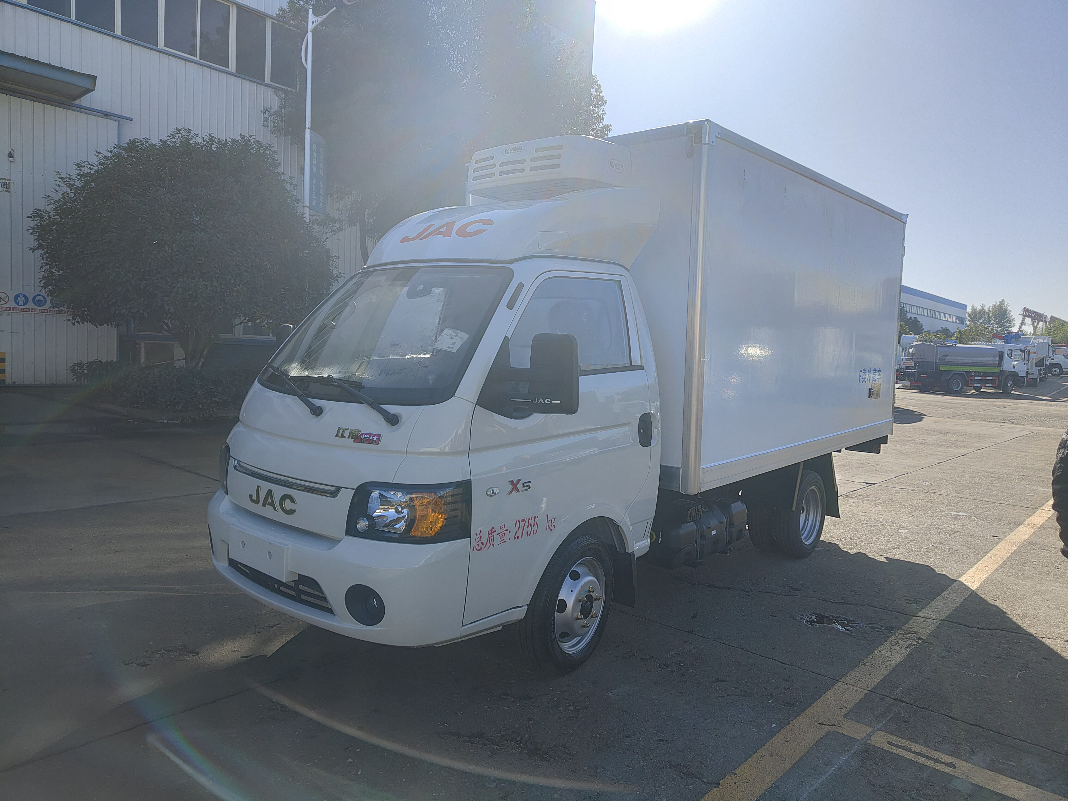 小型汽油車，江淮康玲X5國六冷藏車來滿足您
