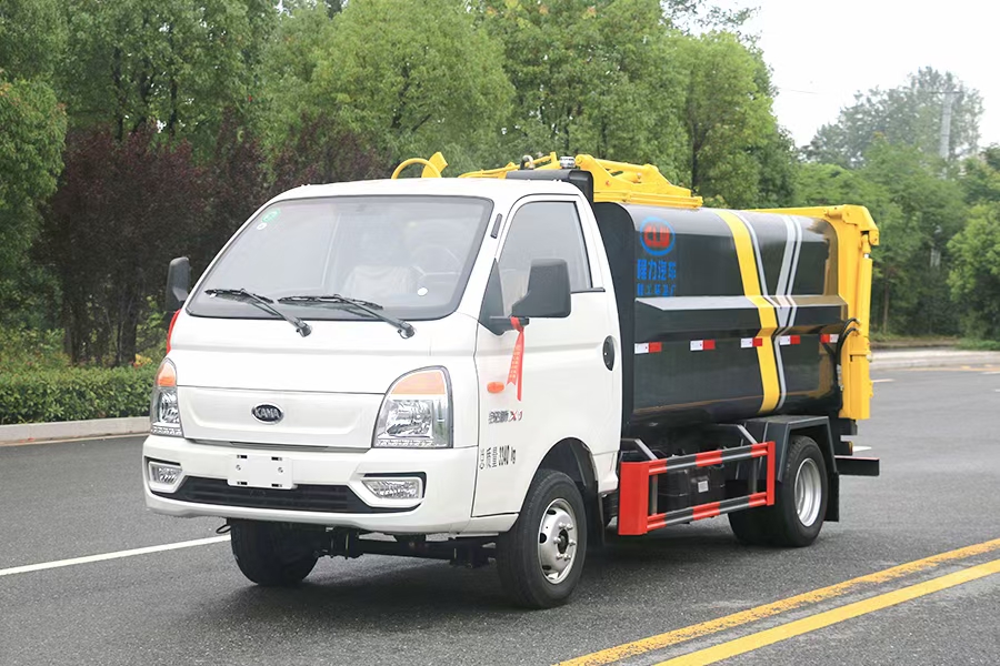 凱馬汽油銳航國六自裝卸式垃圾車