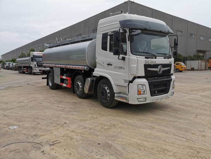 東風(fēng)D3V國六三軸供液車