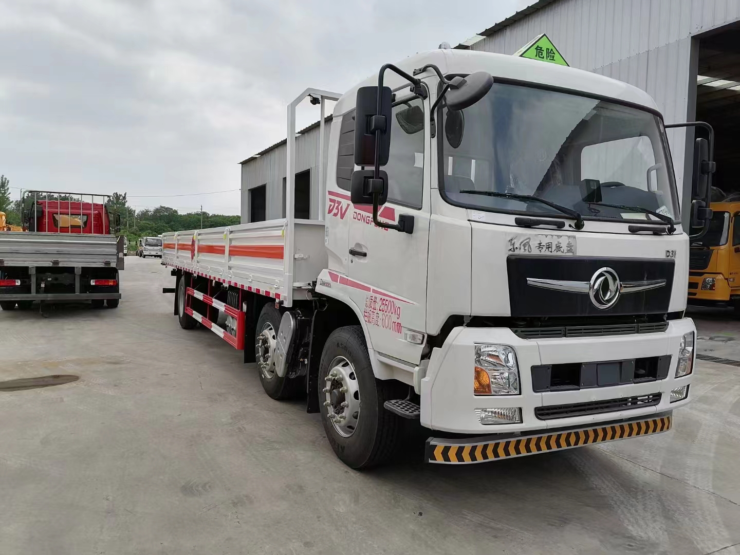 9米6性價(jià)比高氣瓶車(chē)——東風(fēng)D3V國(guó)六氣瓶車(chē)