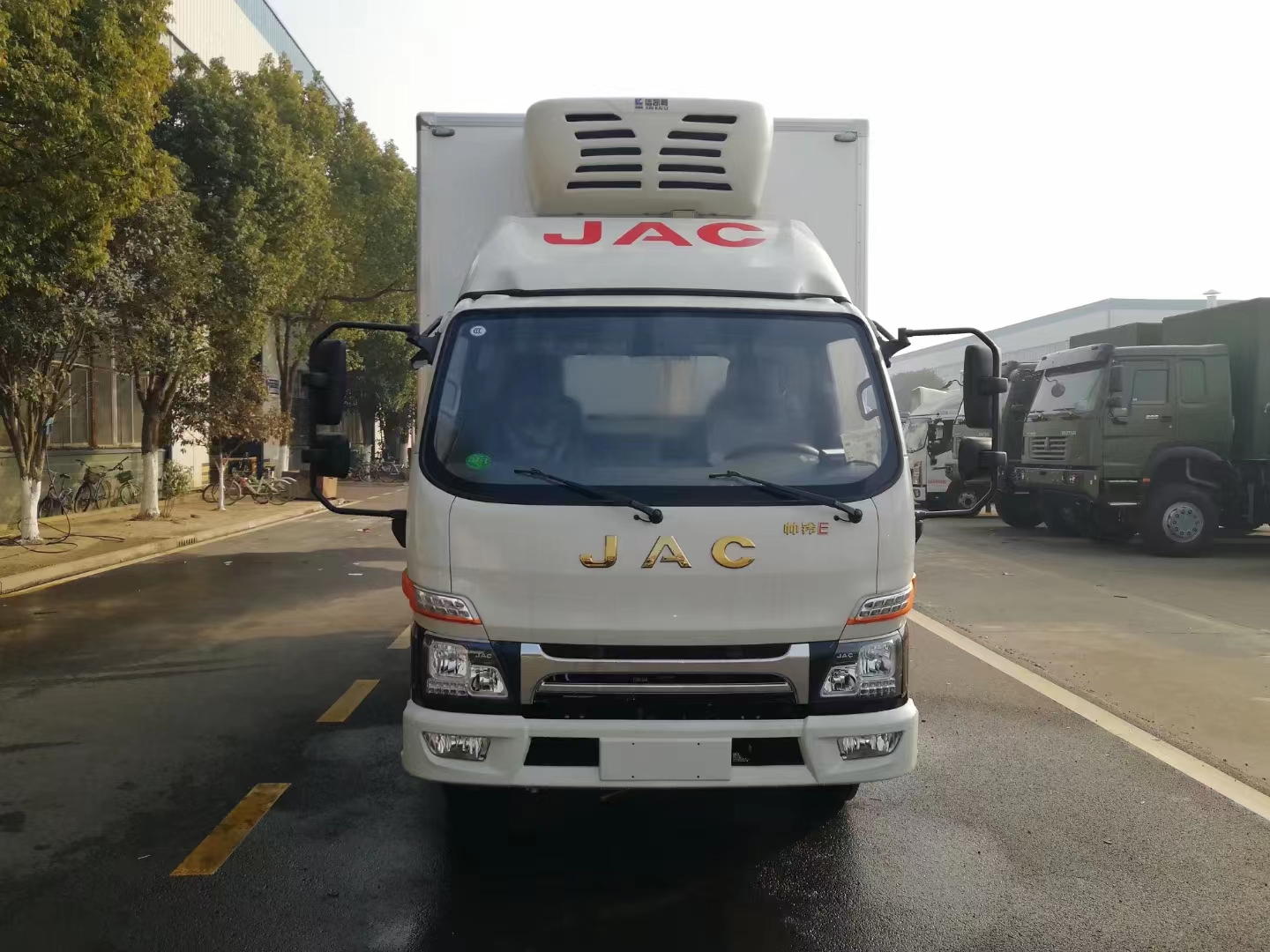 江淮駿鈴V5國六160馬力冷藏車