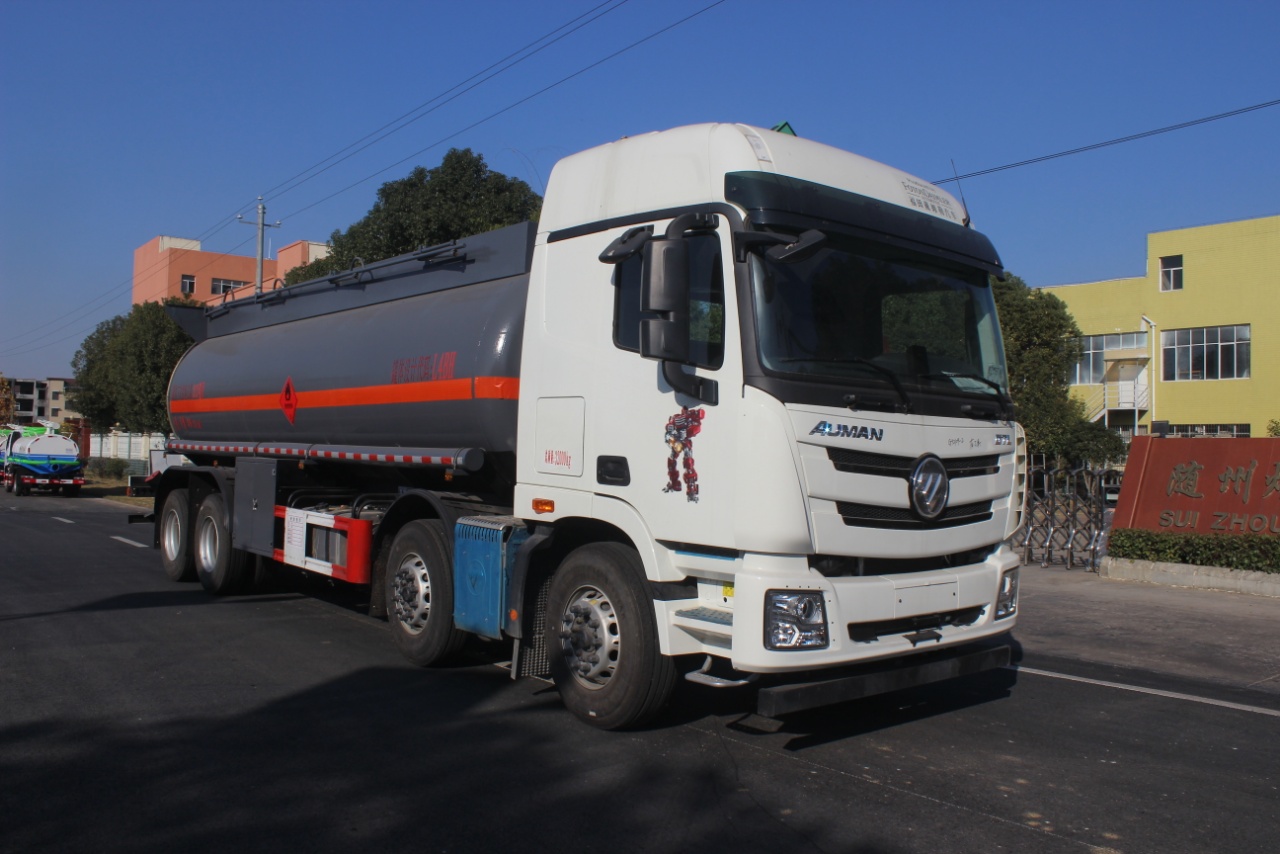 福田歐曼前四后八拉甲醇專用車
