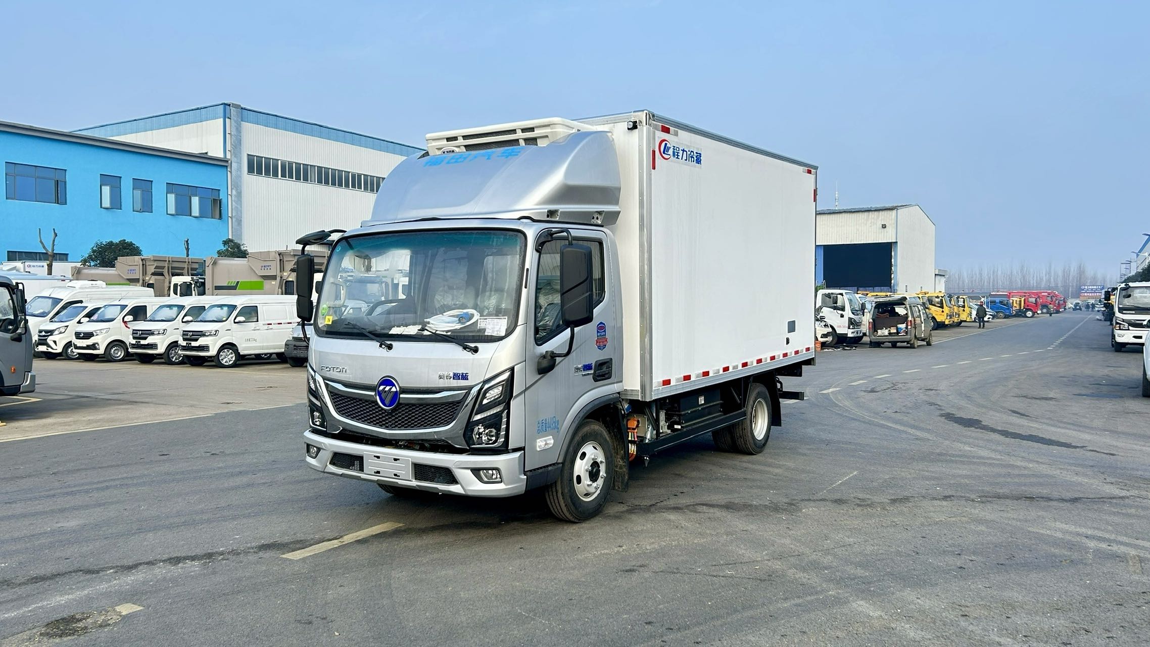 性價比高車型推薦——福田奧鈴智藍新能源混動冷藏車