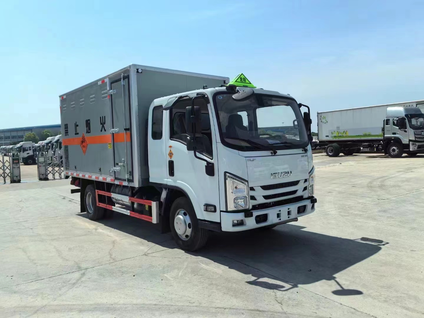 五十鈴排半國六爆破器材運輸車