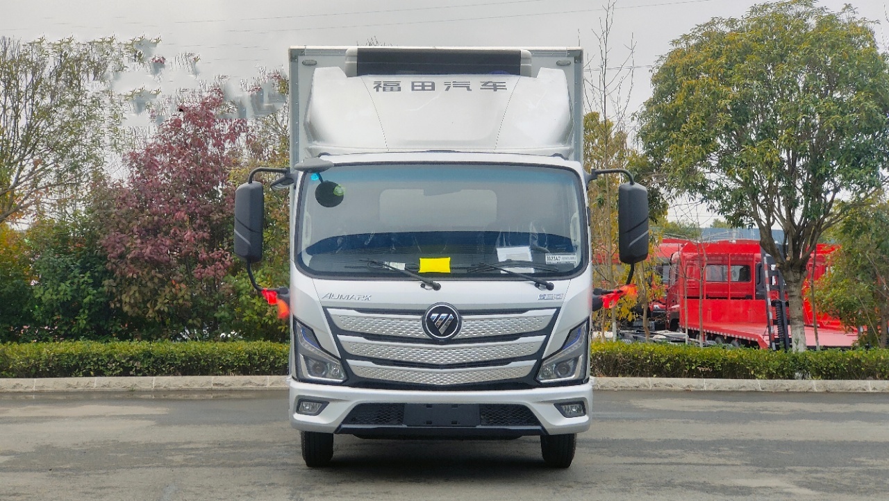 福田歐馬可172馬力國(guó)六藍(lán)牌冷藏車