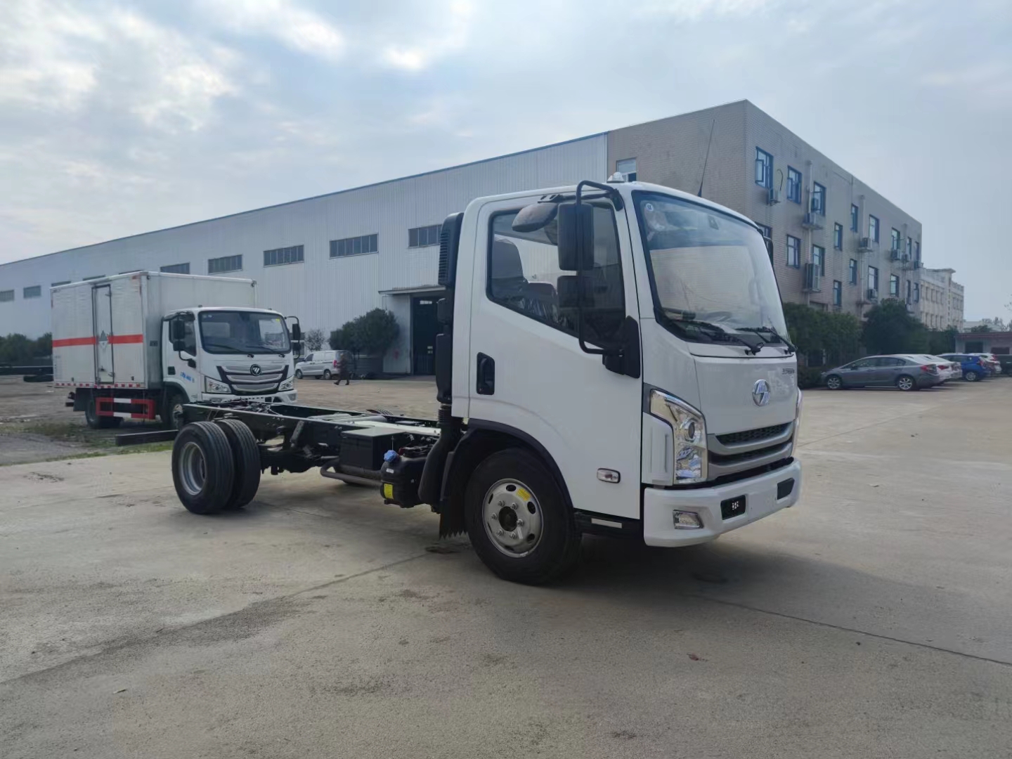 新款性價比車型——躍進C300國六危險品車