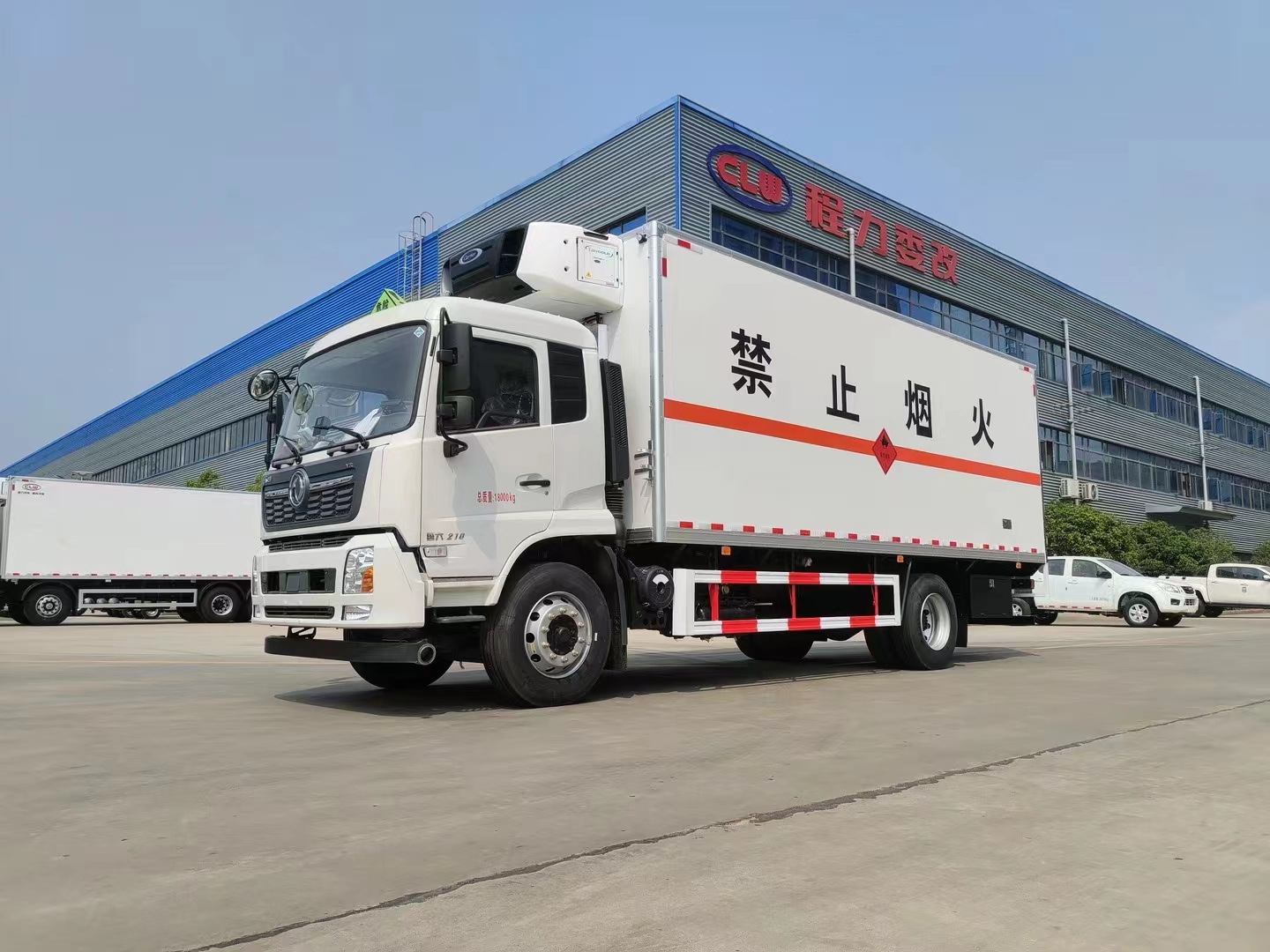 東風天錦國六帶單開雙側門醫療廢物轉運車