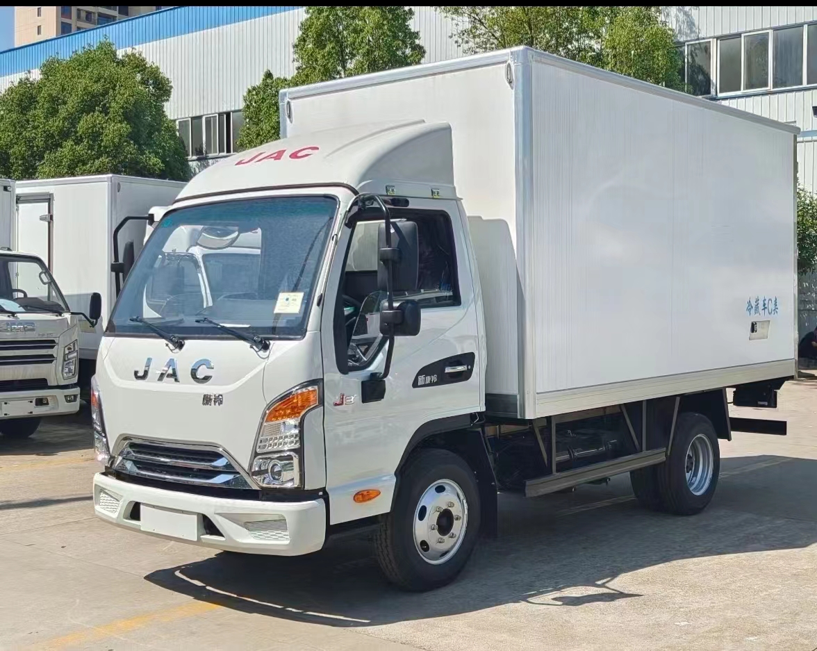 小車快跑江淮康玲J3國六3米7冷藏車來幫您