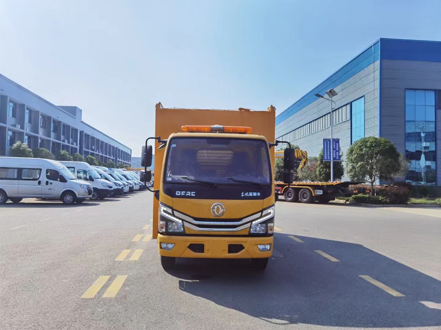 東風多利卡國六工程救險車