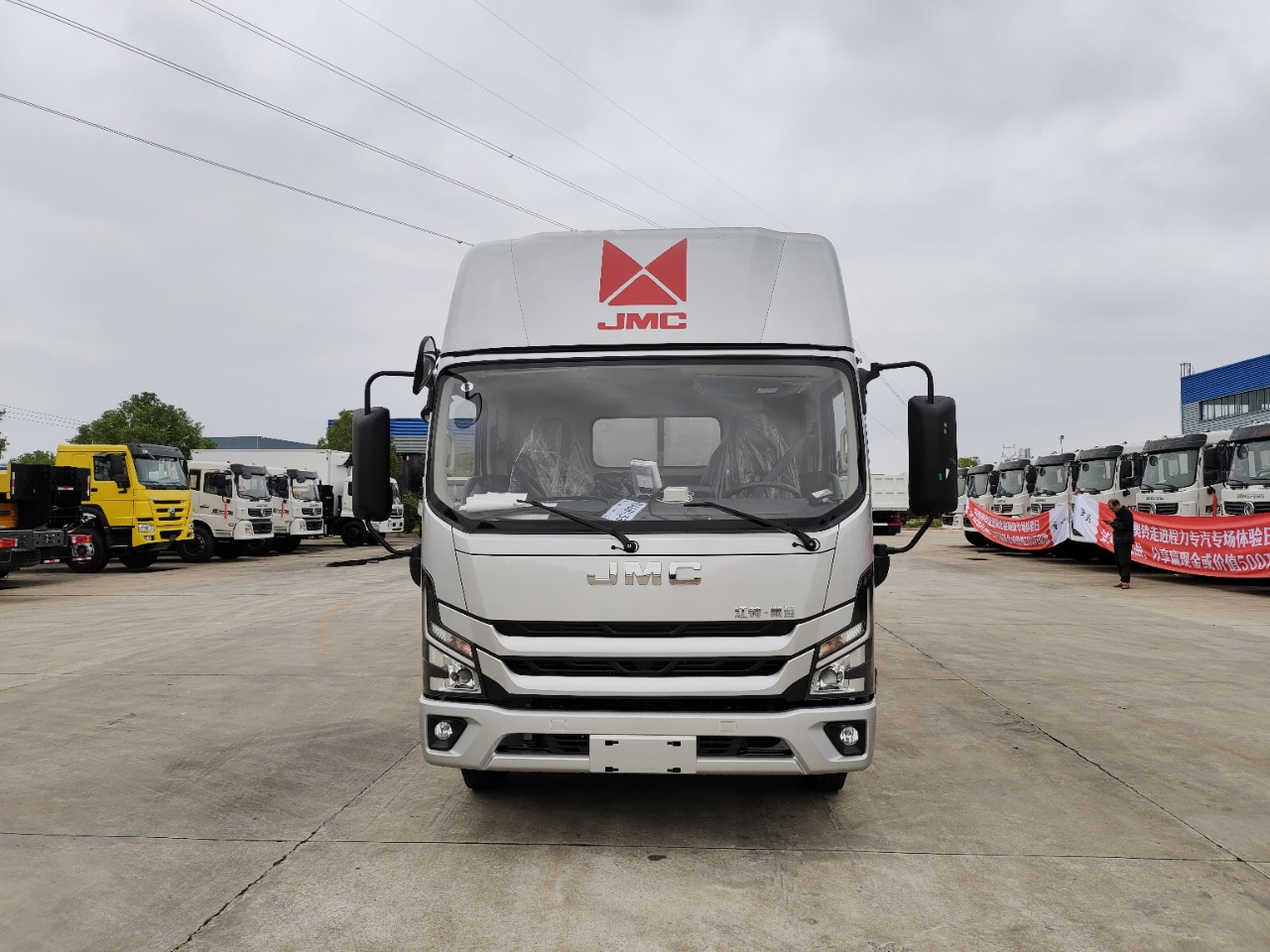 江鈴新凱運排半國六寬體冷藏車