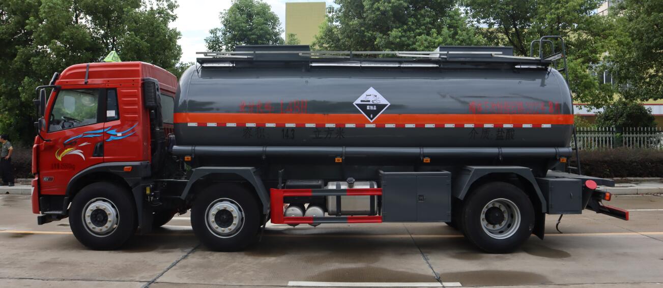 解放龍V國六鹽酸專用腐蝕品罐式車