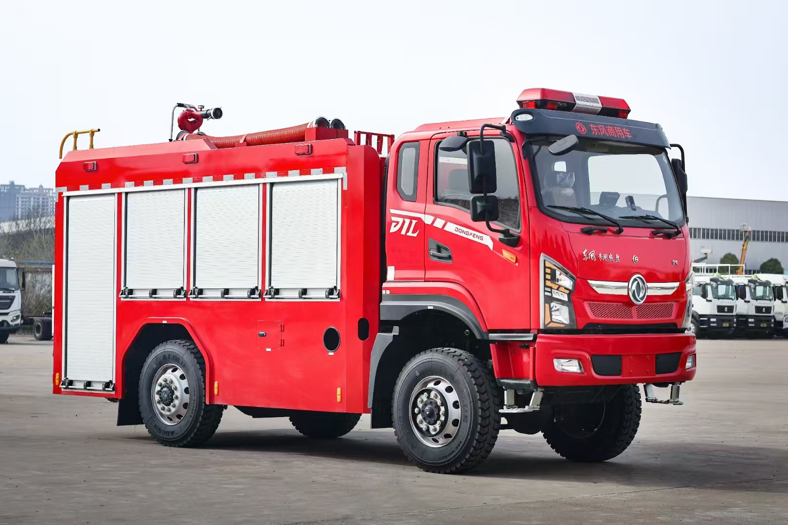 東風四驅國六水罐消防車