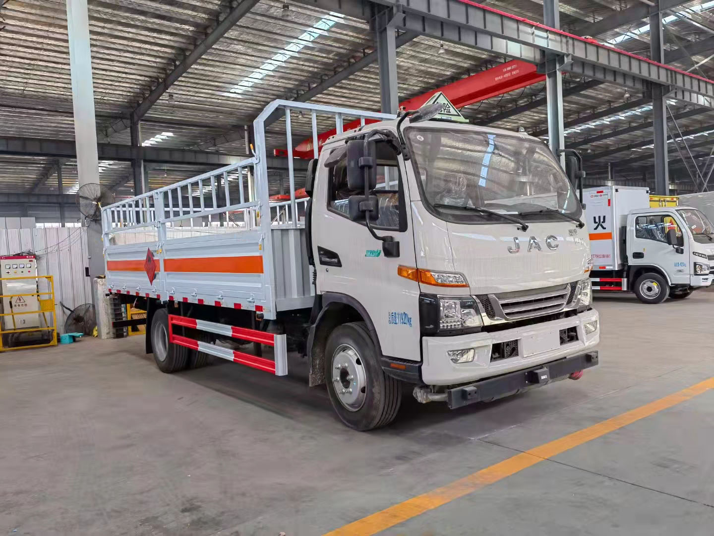 江淮駿鈴V7國六5米1氣瓶車