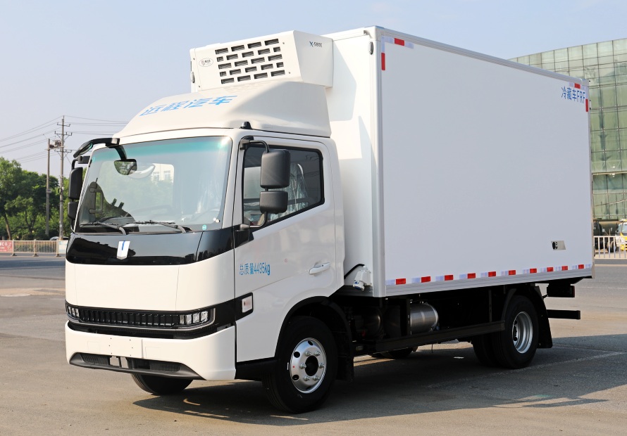 4.2米吉利純電動(dòng)100.46度電續(xù)航280公里冷藏車