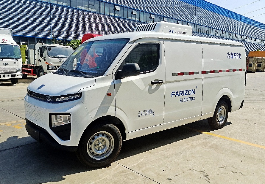 3.7立方米純電動面包冷藏車