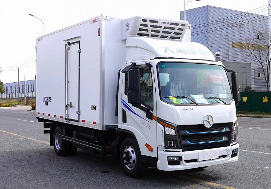 4.2米大運(yùn)氣電增程混合動(dòng)力冷藏車